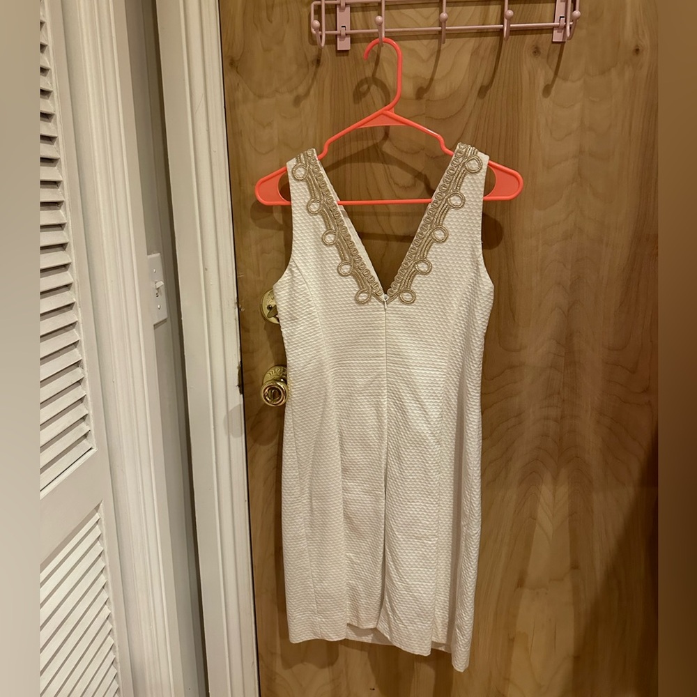 Gently used size 6 white Lilly Pulitzer Dress - Picture 3 of 4